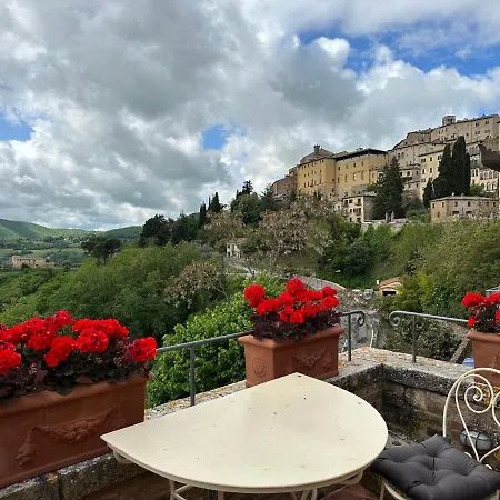 Tuscan Palace - Buratti Montepulciano